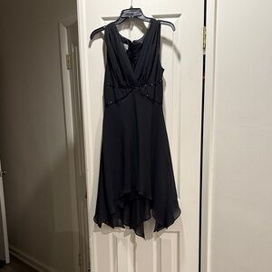 Elegant Black Sleeveless Dress
